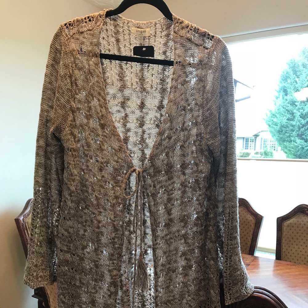 Women’s sweater